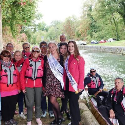 Soutien rose avec les miss
